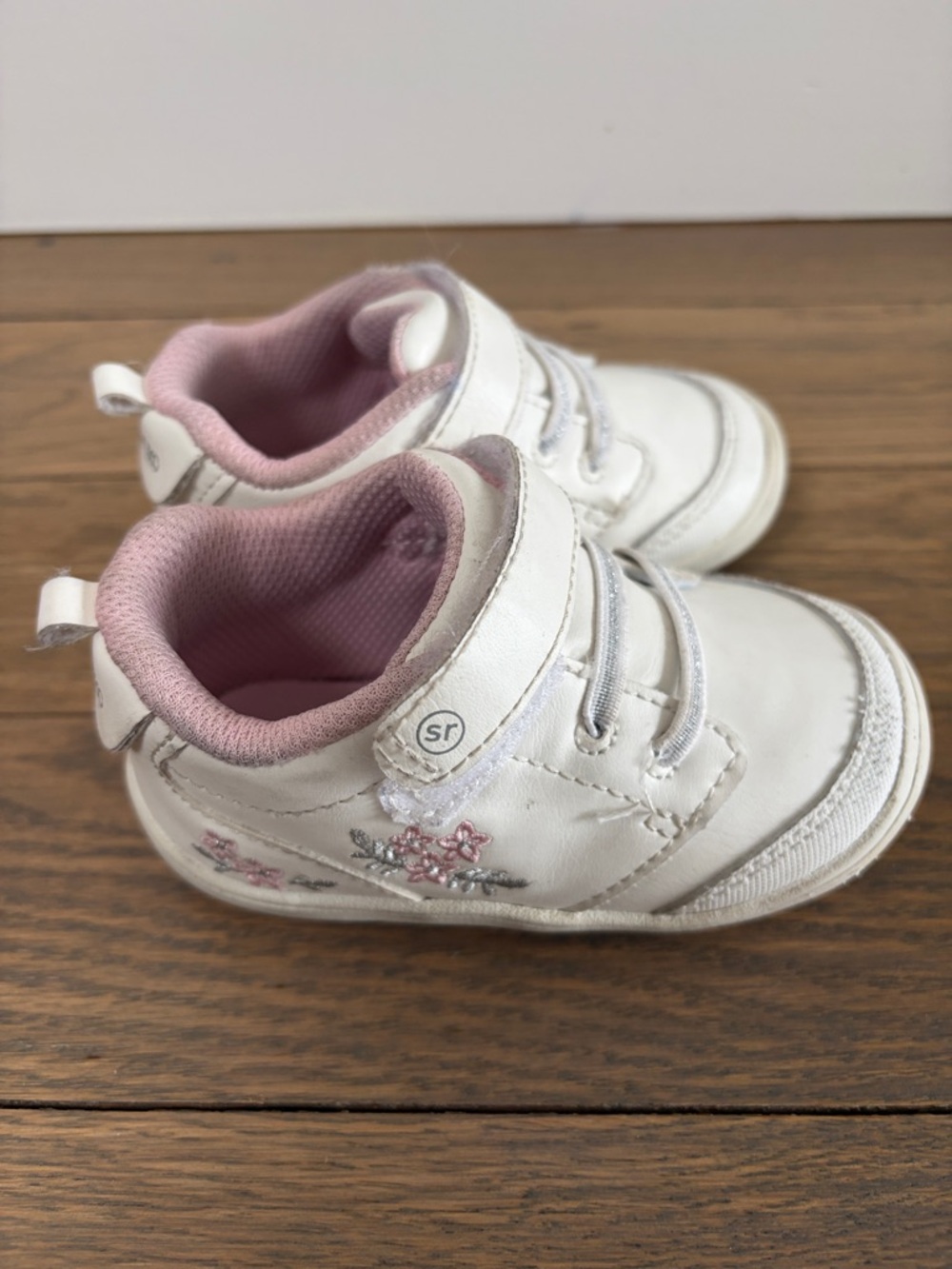 Stride Rite 360 Baby Taye 2.0 Baby Girl Toddler Sneakers Size 6 - Picture 4 of 8